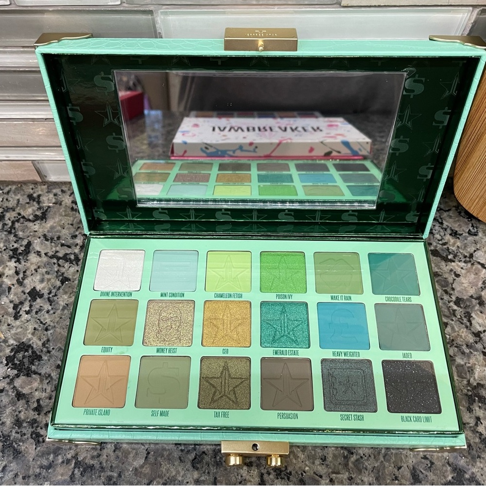 Jeffree Star Cosmetics Blood Money Green Eyeshadow Palette New in Box